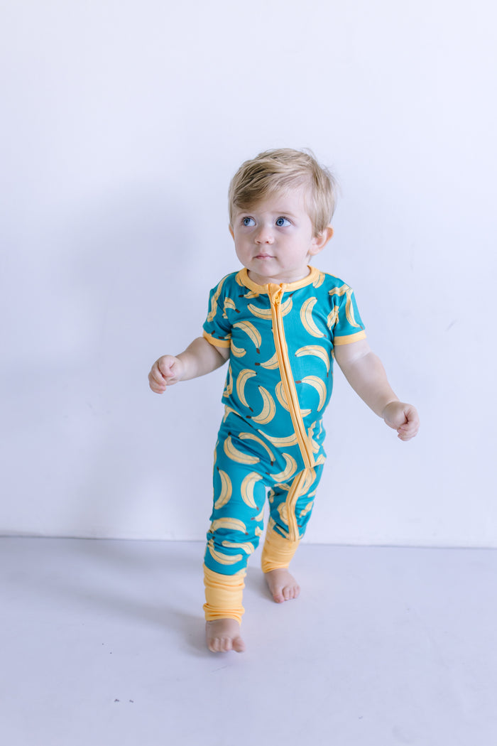 BANANAS | SHORT SLEEVE ZIPPER ONE PIECE