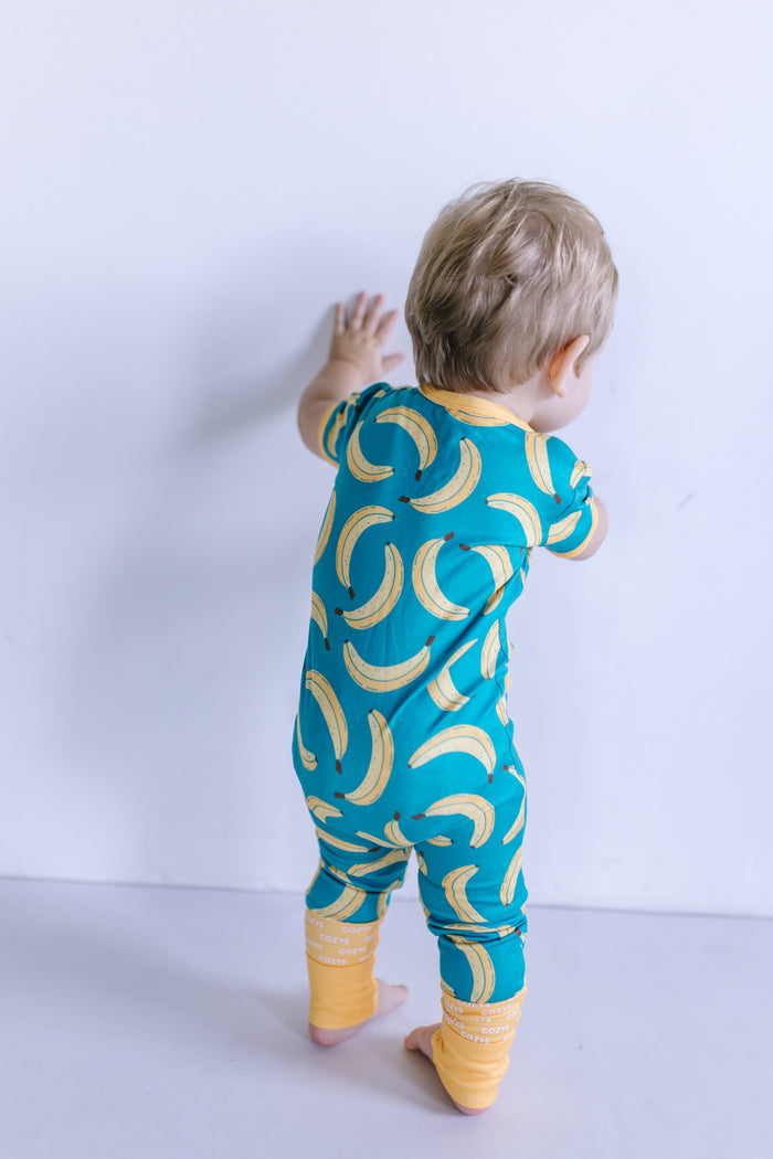 BANANAS | SHORT SLEEVE ZIPPER ONE PIECE