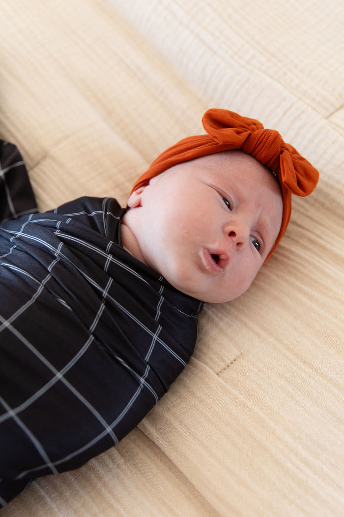 BLACK + WHITE GRID | SWADDLE