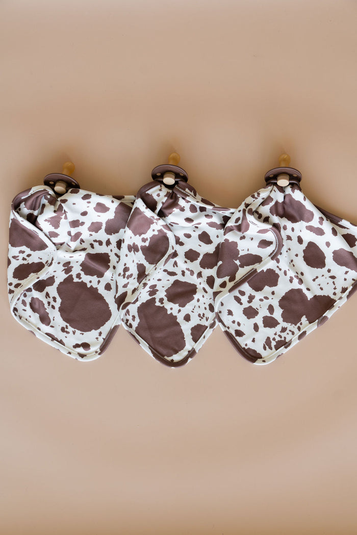 BROWN CATTLE | LOVIE
