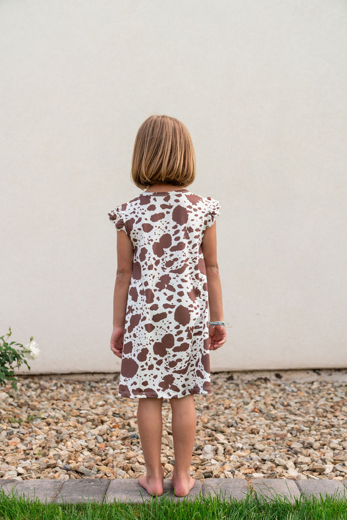 BROWN CATTLE | RUFFLE SLEEVE DRESS