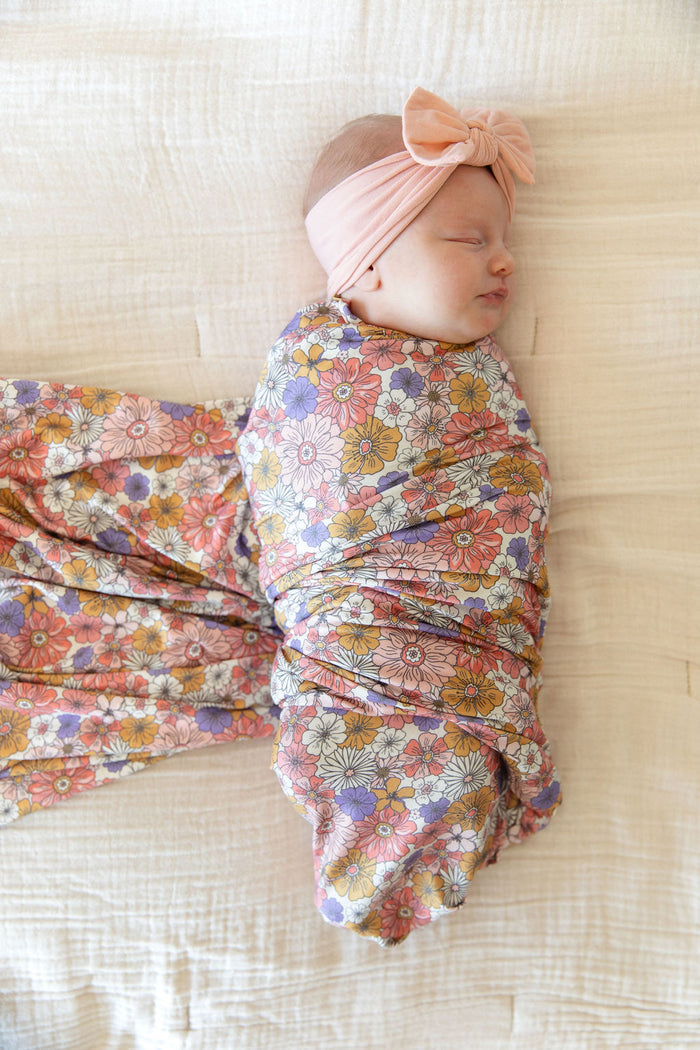 BUNCH OF POSIES | SWADDLE