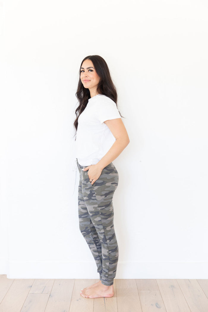 CAMO | WOMENS JOGGERS