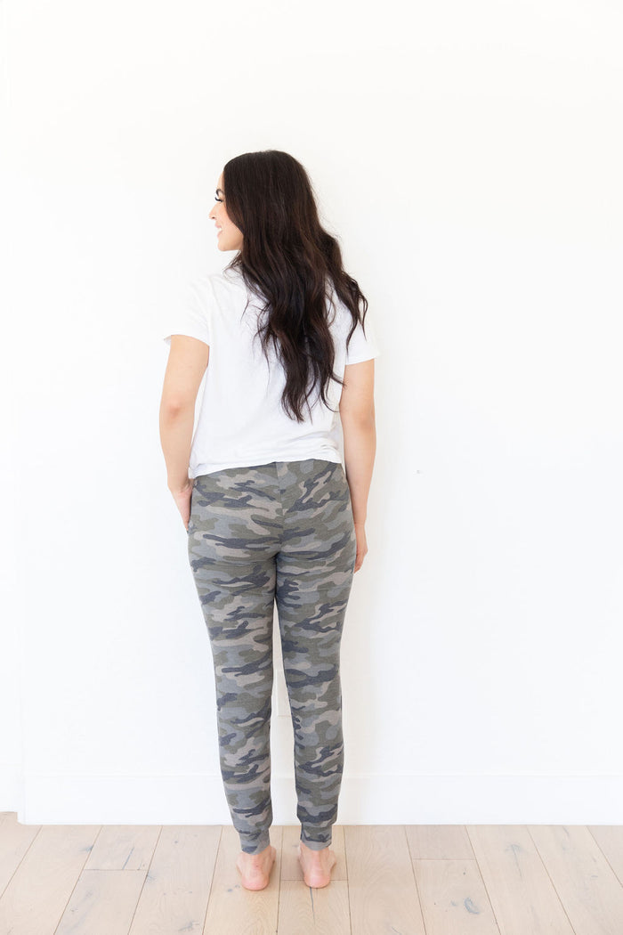 CAMO | WOMENS JOGGERS