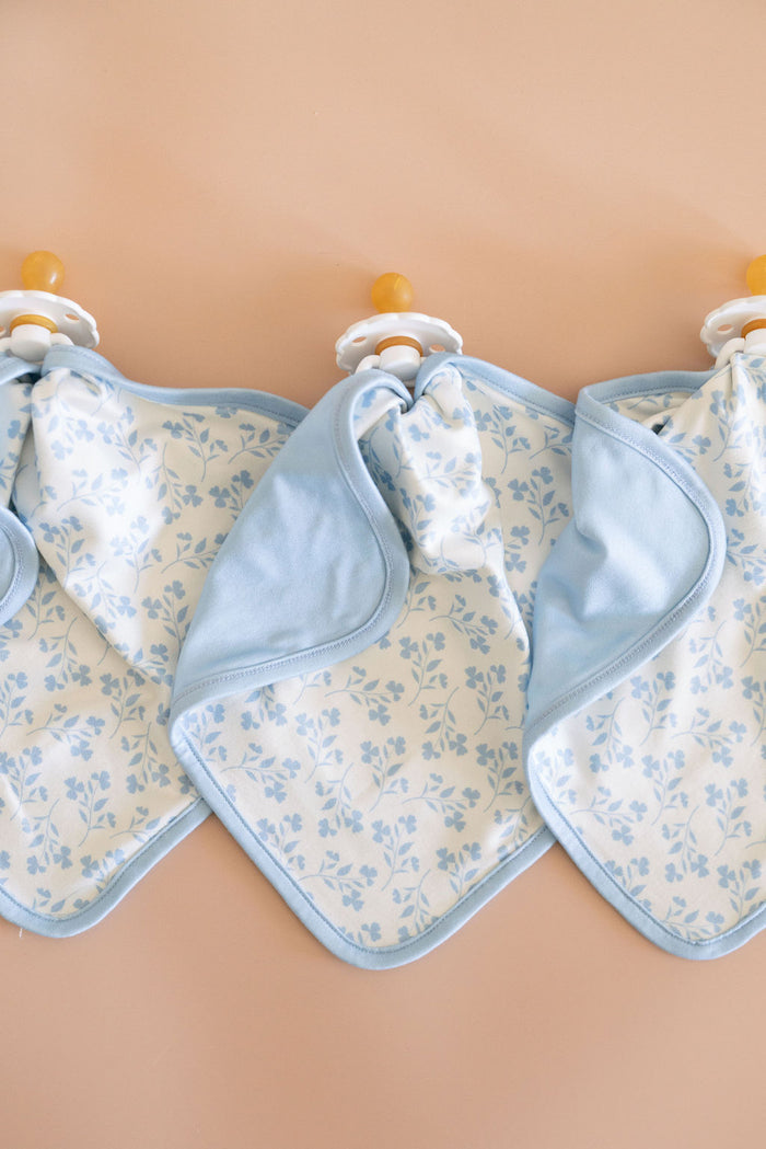 DAINTY BLUE FLORAL | LOVIE