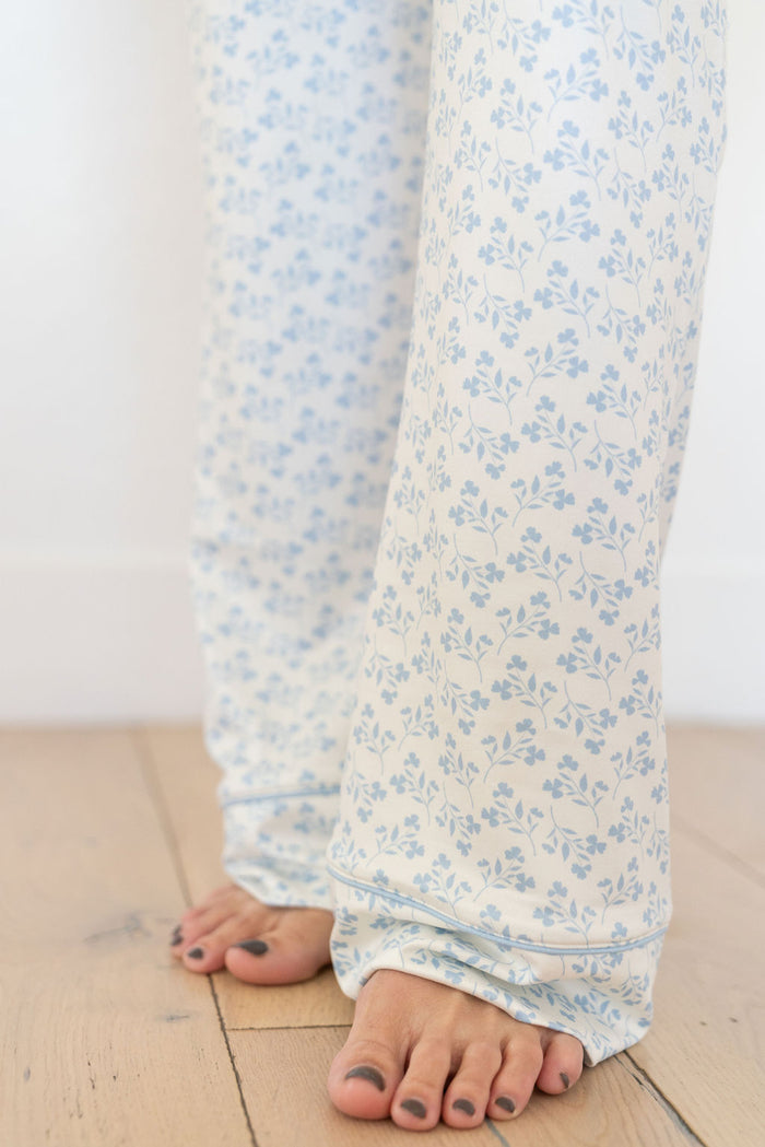 DAINTY BLUE FLORAL | WOMEN'S BUTTON UP SHORT SLEEVE SET