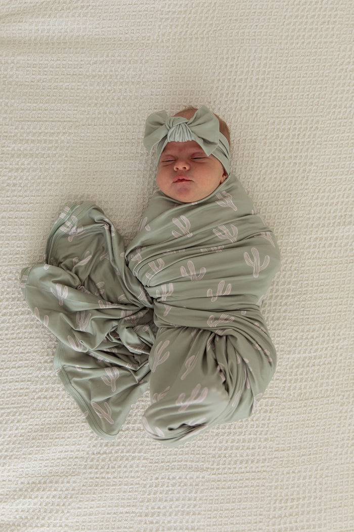 GREEN + LIGHT PINK CACTUS | SWADDLE