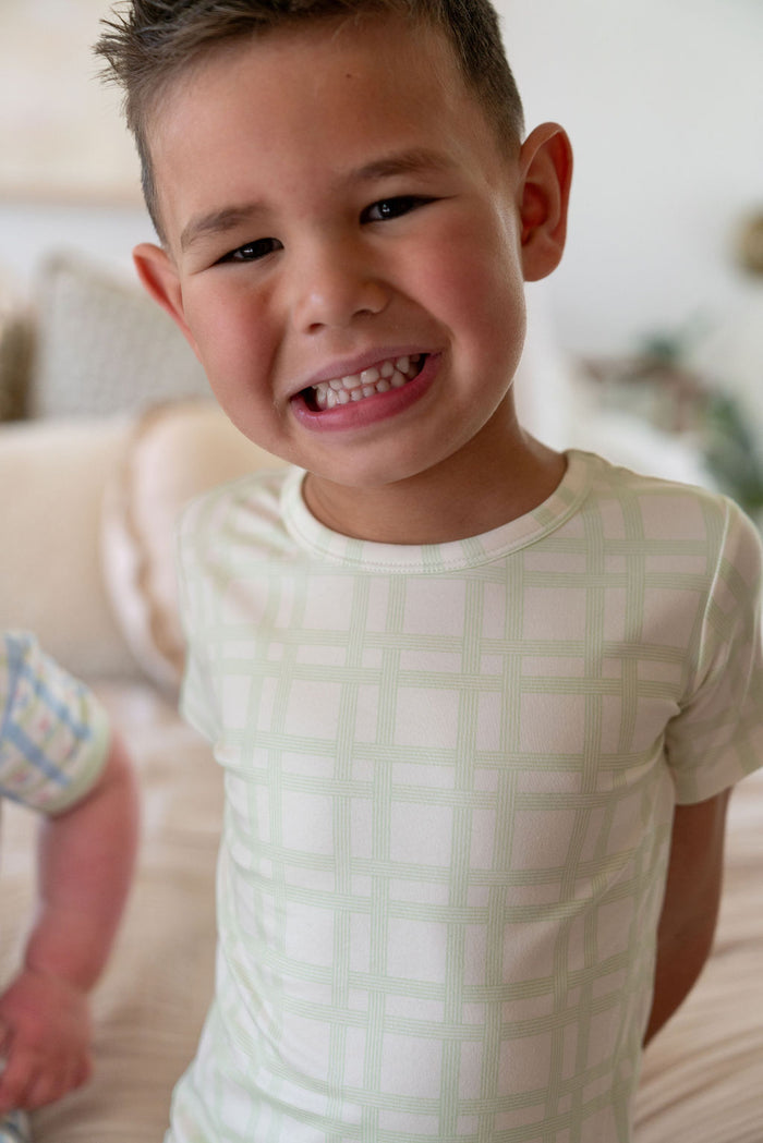 GREEN PLAID | SHORT SLEEVE