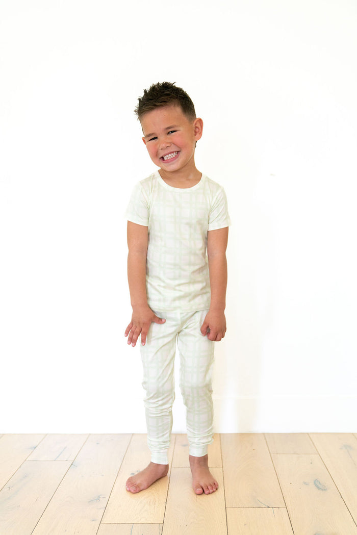 GREEN PLAID | SHORT SLEEVE