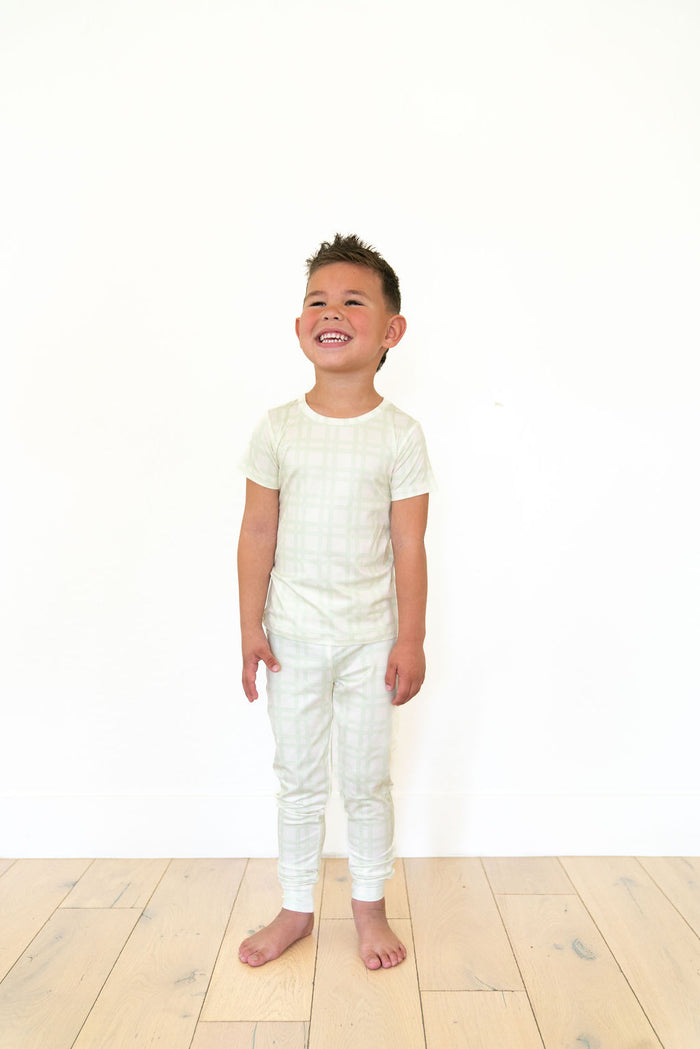 GREEN PLAID | SHORT SLEEVE