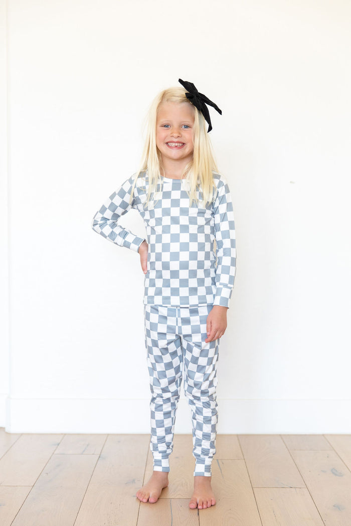 GREY + WHITE CHECKER | LONG SLEEVE