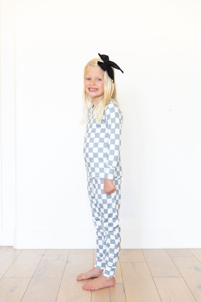 GREY + WHITE CHECKER | LONG SLEEVE