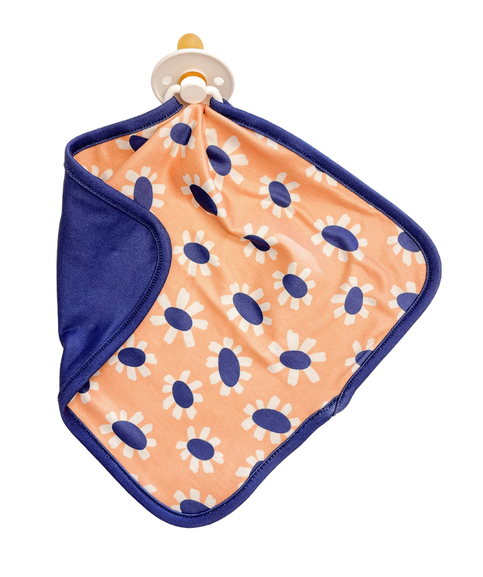 INDIGO BLUE DAISY | LOVIE