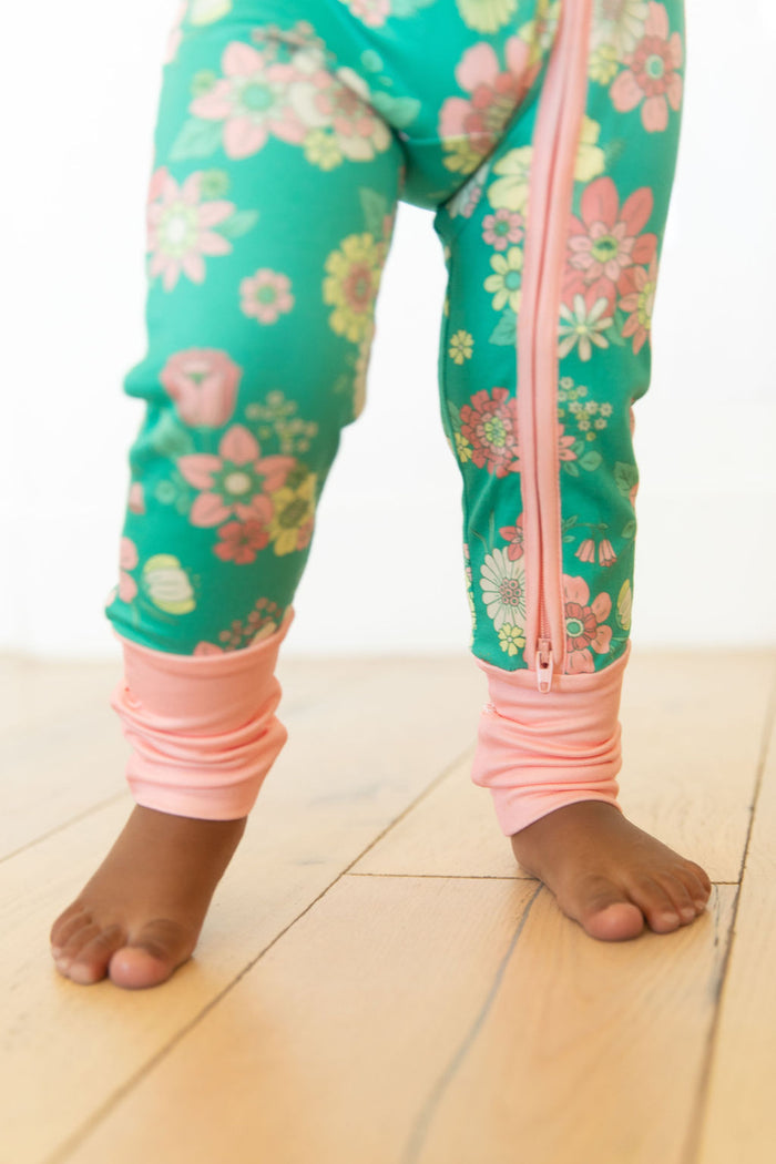 KELLY GREEN + PINK RETRO DAISIES | NEW* SHORT SLEEVE ZIPPER ONE PIECE