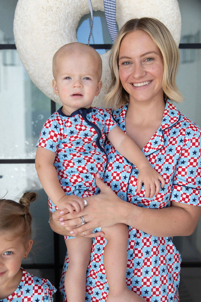 MINI CHECKERED STARS | WOMEN'S BUTTON UP SHORT SLEEVE SET