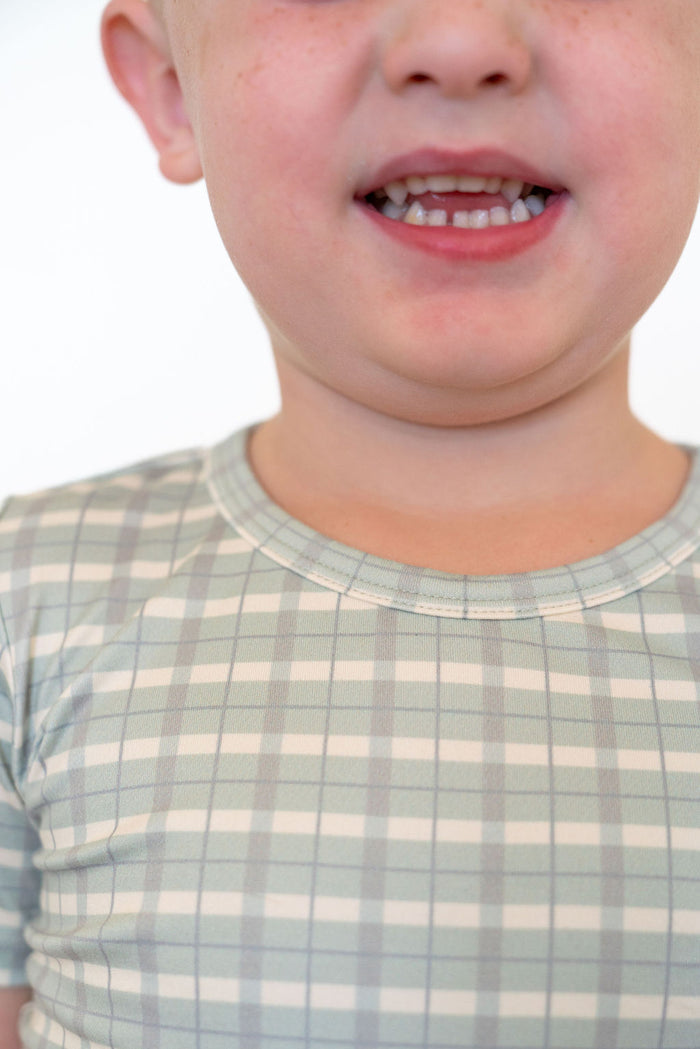 MUTED GREEN PLAID | SHORT SLEEVE