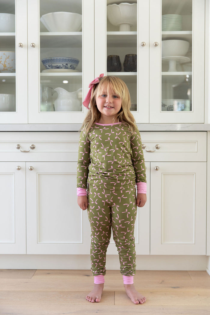 OLIVE + PINK BOWS | LONG SLEEVE