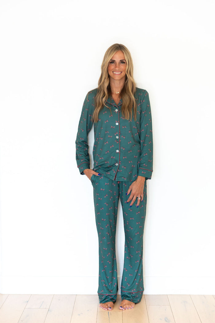 *PRE-ORDER* HOLIDAY BOWS | WOMEN'S BUTTON UP LONG SLEEVE SET