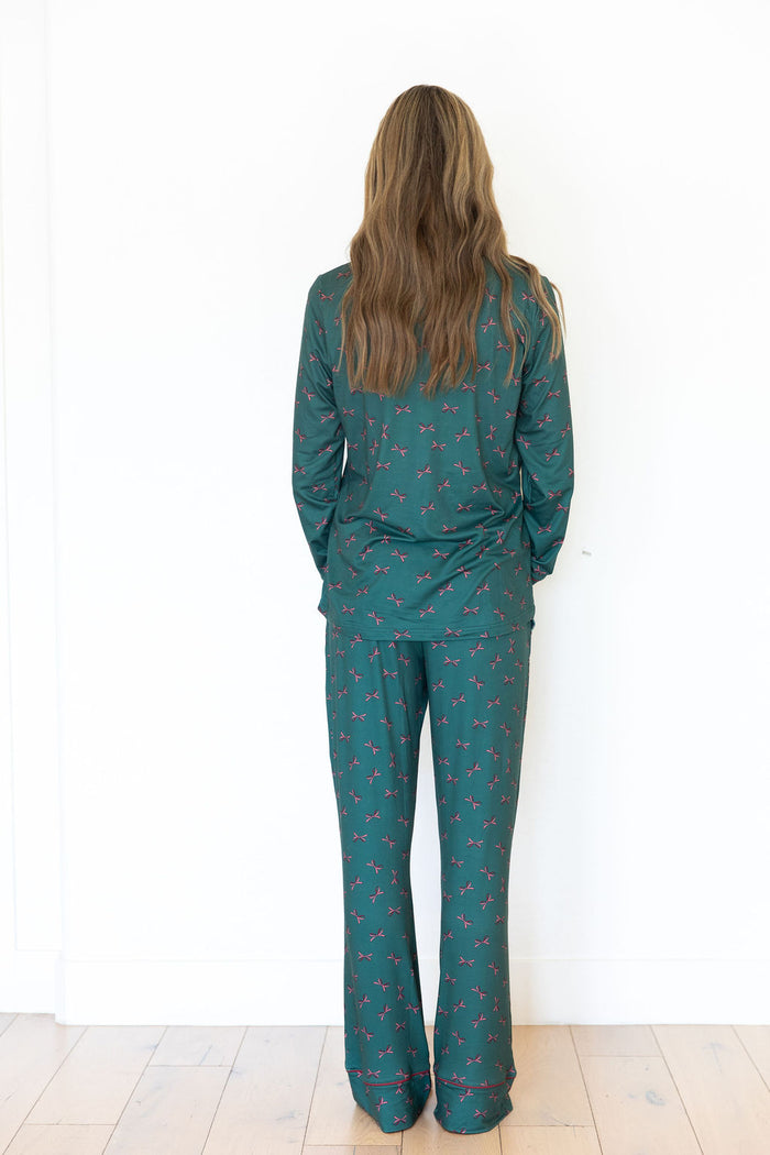 *PRE-ORDER* HOLIDAY BOWS | WOMEN'S BUTTON UP LONG SLEEVE SET