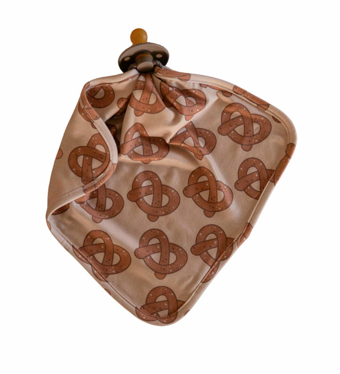 PRETZEL | LOVIE