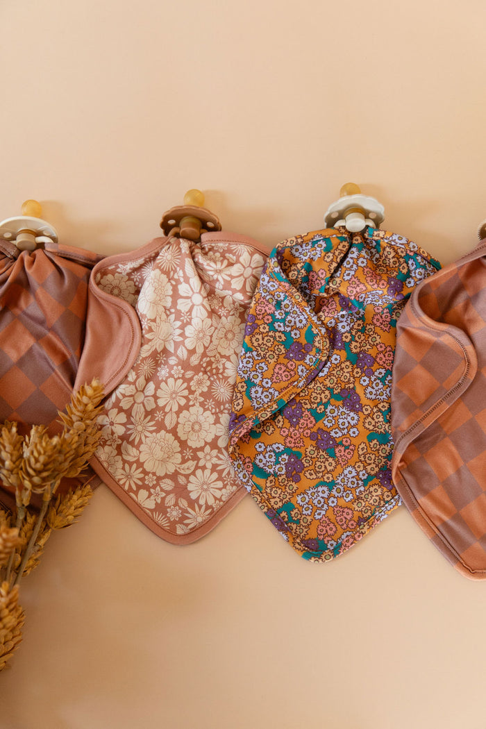 PUMPKIN CHECKER | LOVIE