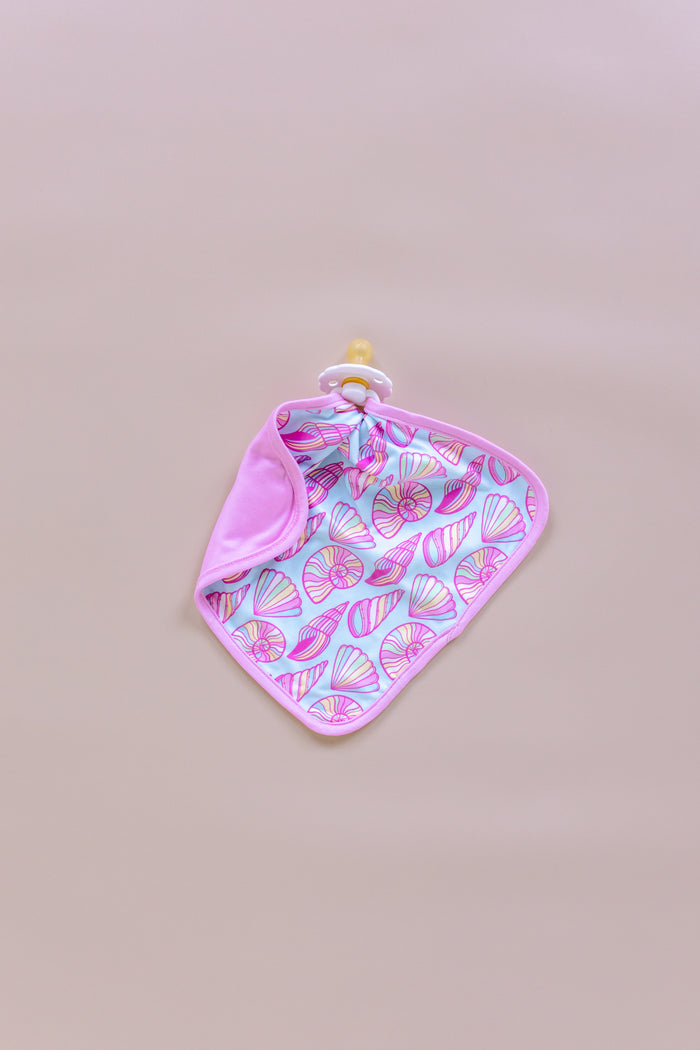 SEASHELLS | LOVIE