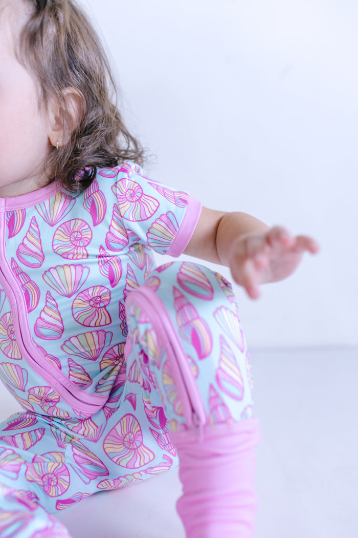 SEASHELLS | SHORT SLEEVE ZIPPER ONE PIECE