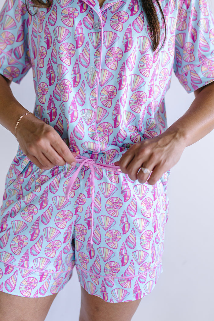 SEASHELLS | WOMEN'S SHORT SLEEVE SHORTS SET