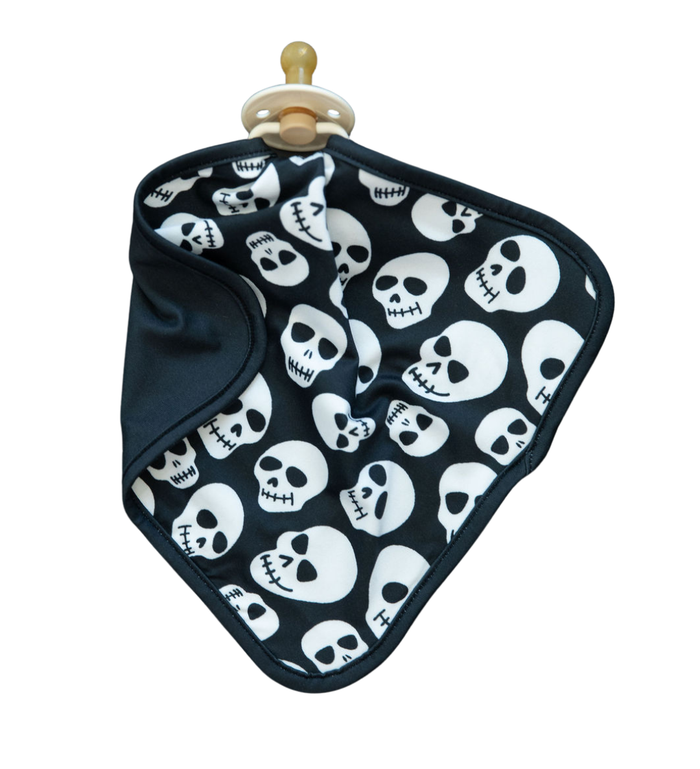 SKULLS | LOVIE