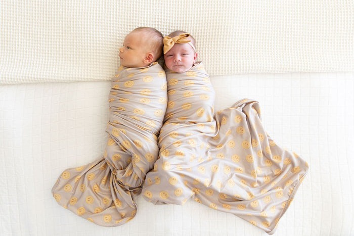 SMILEY | SWADDLE