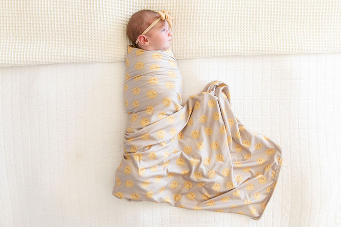 SMILEY | SWADDLE