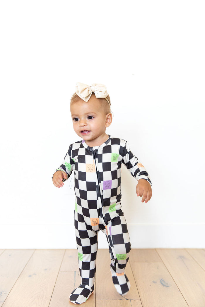SPOOKY CHECKER | ZIPPER ONE PIECE