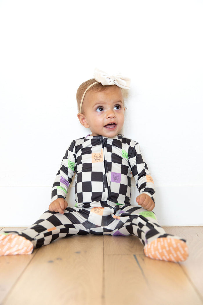 SPOOKY CHECKER | ZIPPER ONE PIECE