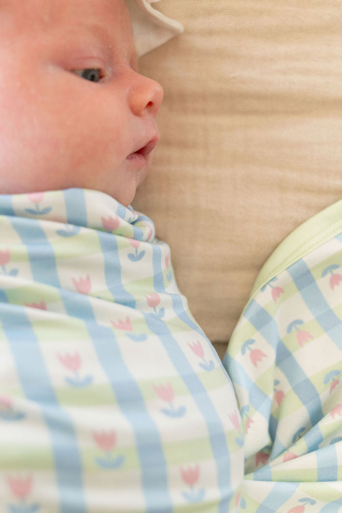 SPRING TULIPS | SWADDLE