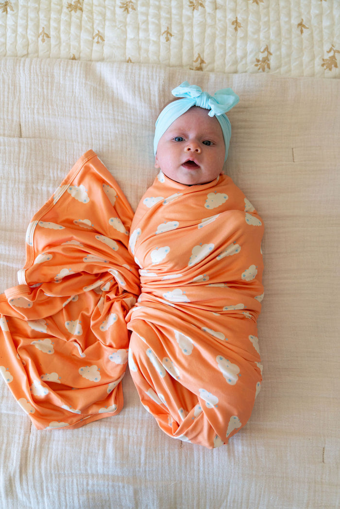 STARRY CLOUDS | SWADDLE