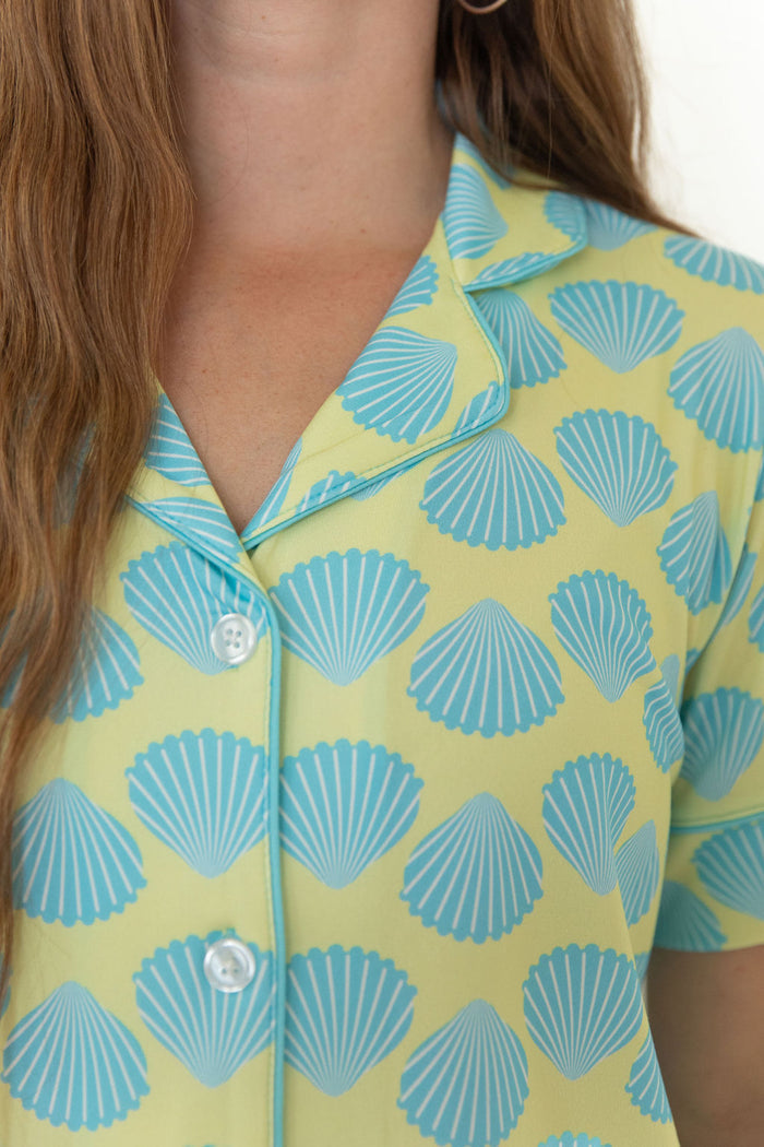 TEAL SHELLS | WOMEN'S SHORT SLEEVE SHORTS SET