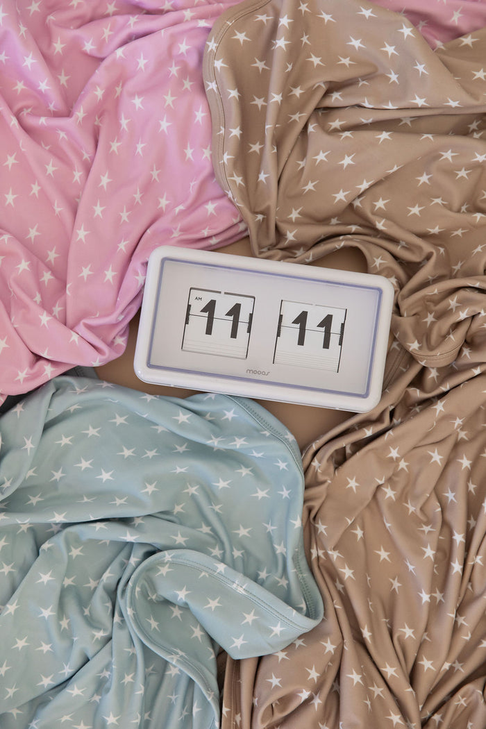 THE 11:11 (BLUE)
