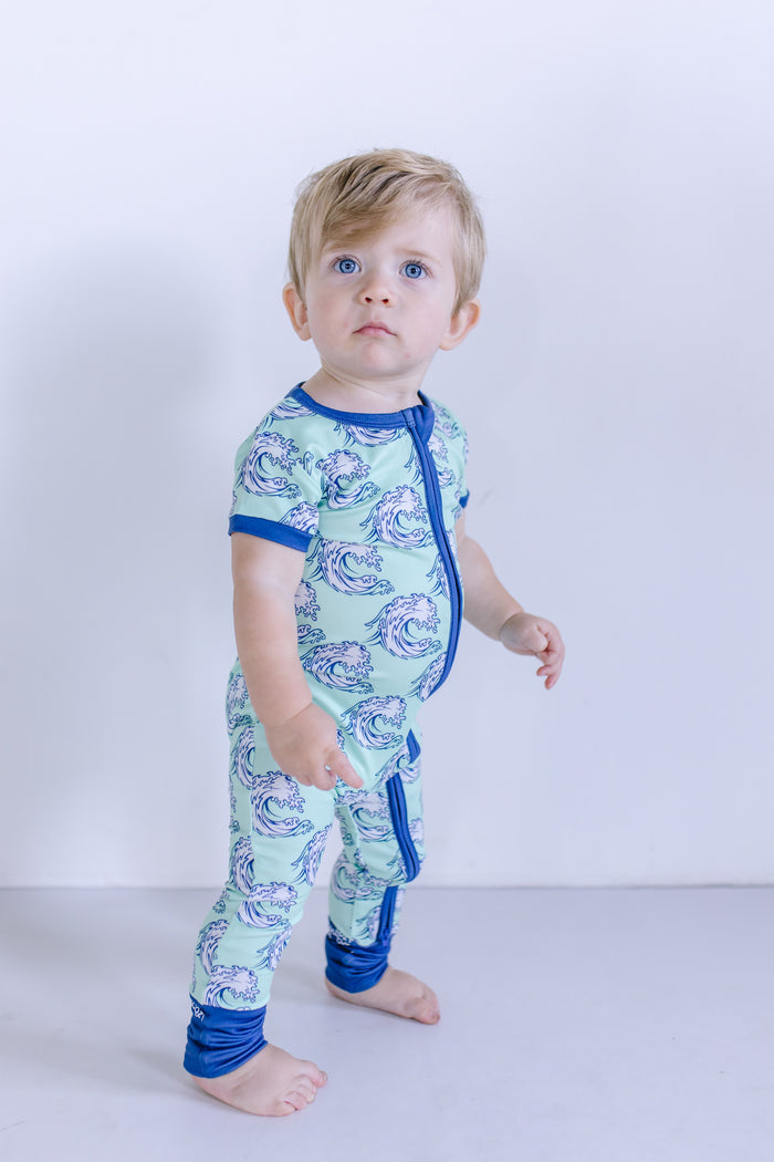 WAVES | SHORT SLEEVE ZIPPER ONE PIECE